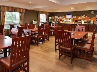 Holiday Inn Express Edmonton North By Ihg